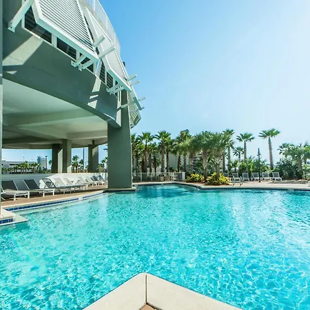 Laketown Wharf 2118